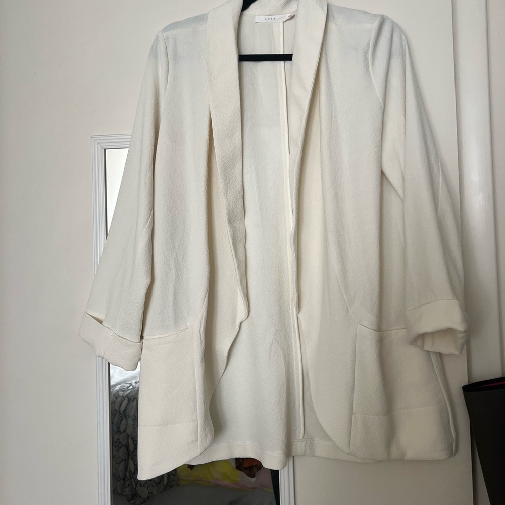 White oversized blazer